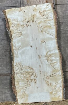 Bräda i masurbjörk, okantad, hyvlad, 460x210x35