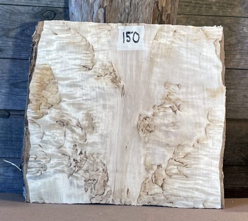 Kort, tjock masurbjörksbräda, okantad, hyvlad, 270x300x95 mm