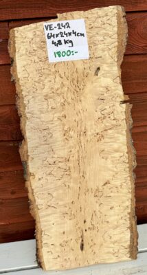 Bräda masurbjörk, okantad, hyvlad, 640x240x40 mm